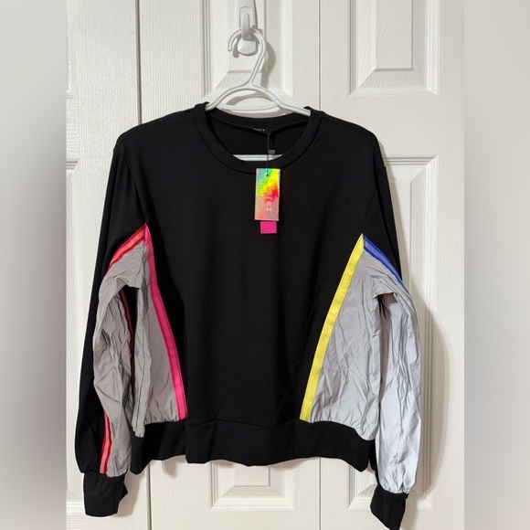 Terez Women’s NWT Colorblock Black Sweatshirt with Reflective Trim Size Small - Picture 13 of 13